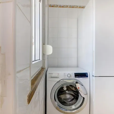 1 De Dezembro T1 Apartament